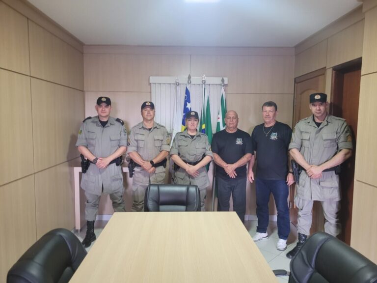 Presidente Da ACS Recebe Comissao De Curso De Aprimoramento De Sargentos